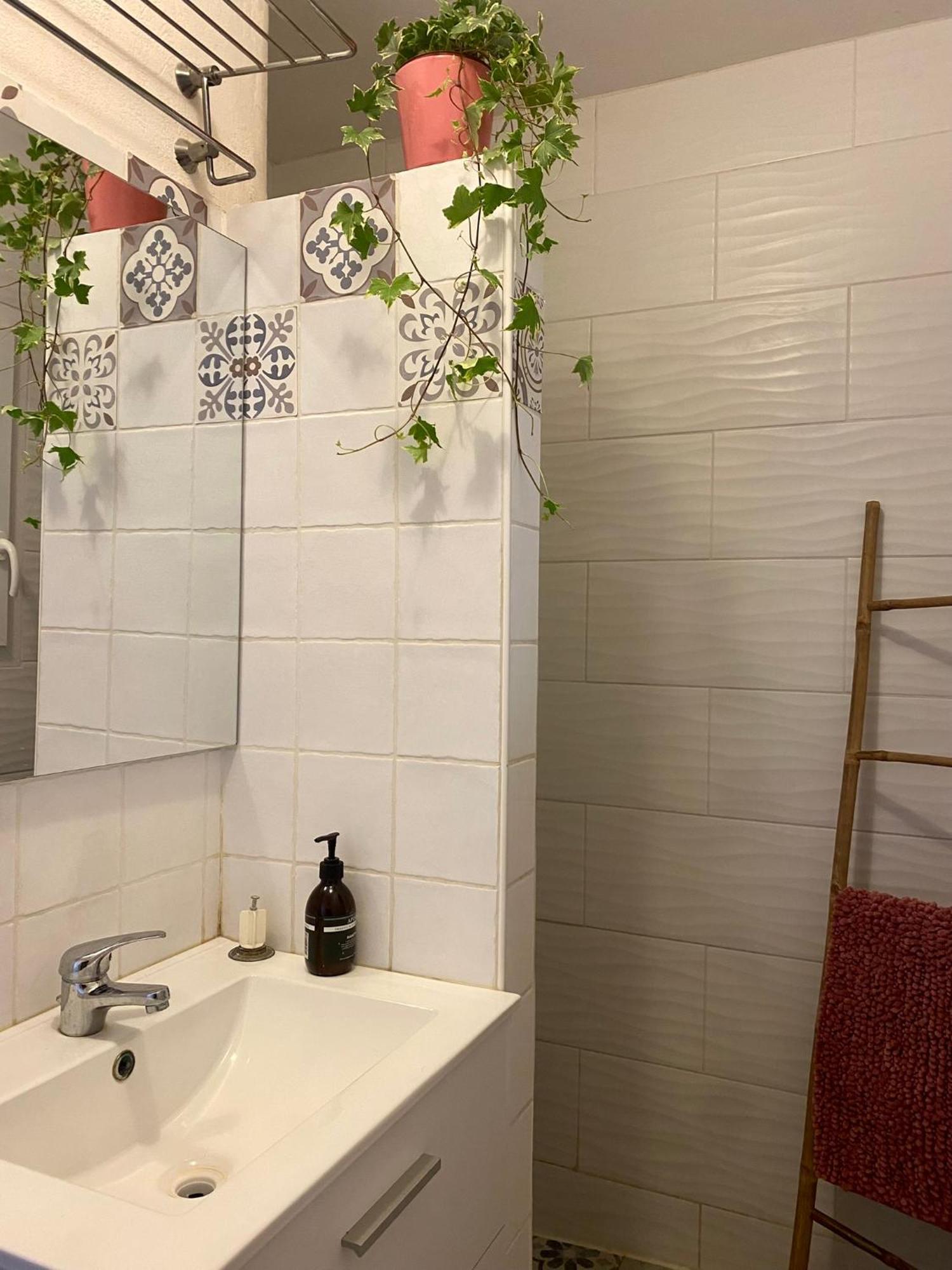 Au Pied Du Luberon Apartment Pertuis